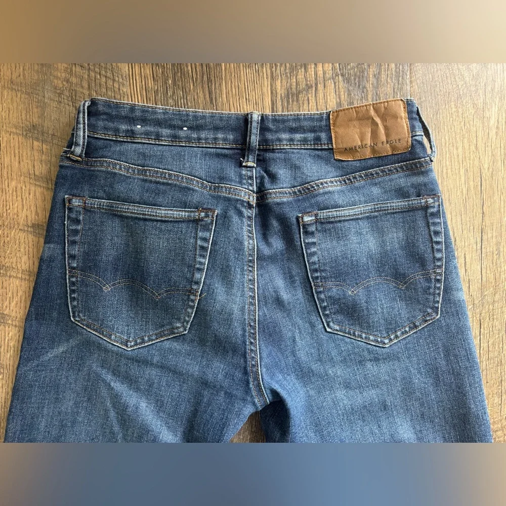 American Eagle Jeans Mens 30X32 Slim Straight Blue Distressed Next Level AirFlex